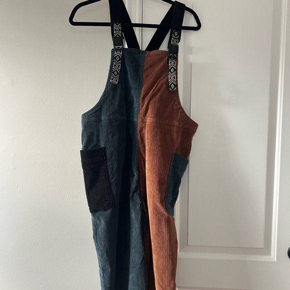 KAVU Women's Pocatello Corduroy Overalls Small - Picture 2 of 4
